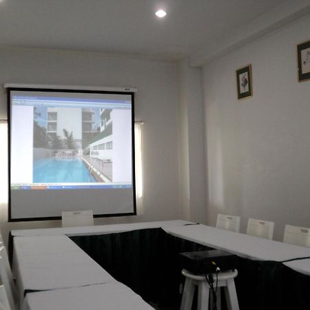 Makmai Villa - Rayong Kültér fotó