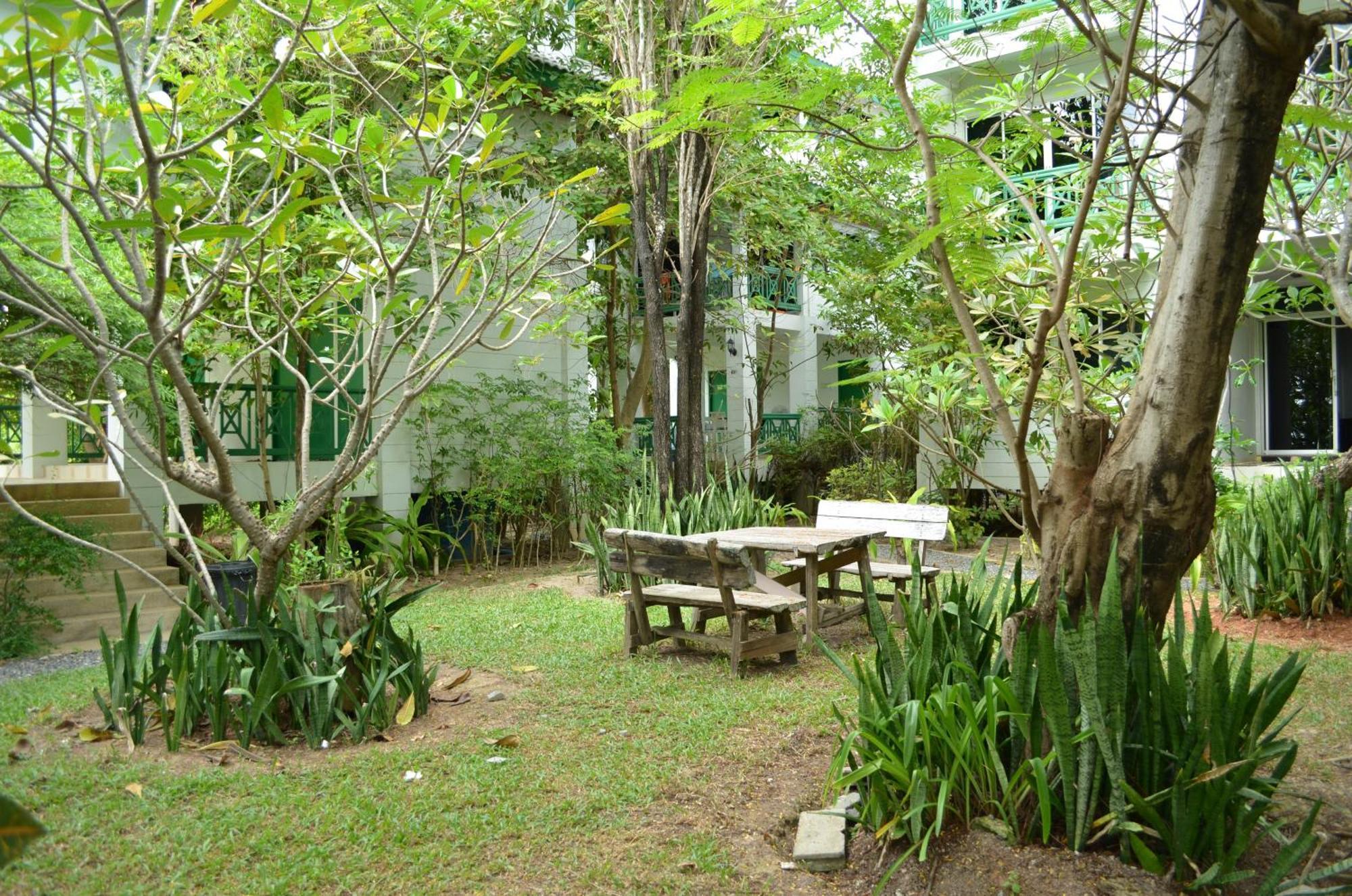 Makmai Villa - Rayong Kültér fotó