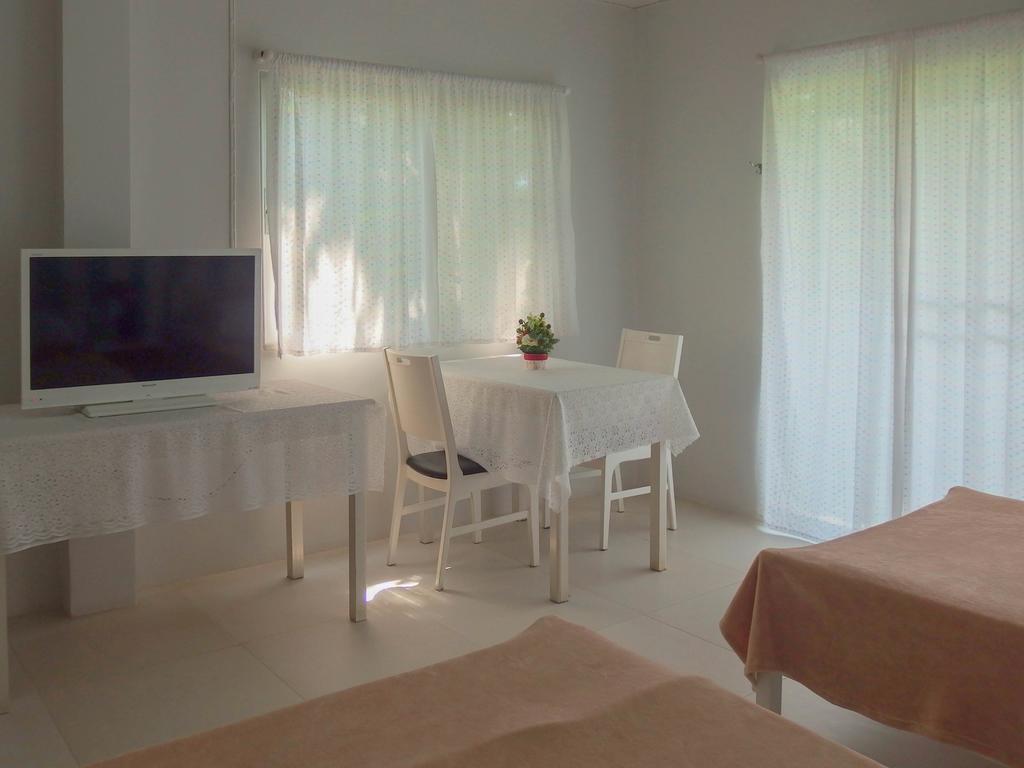 Makmai Villa - Rayong Kültér fotó