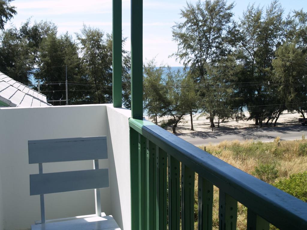 Makmai Villa - Rayong Kültér fotó