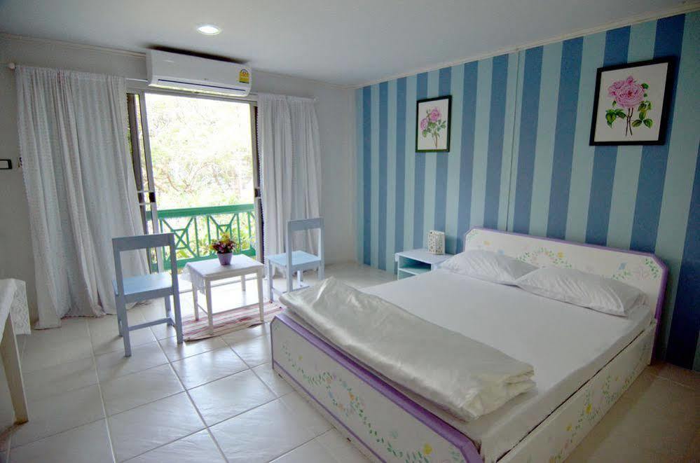 Makmai Villa - Rayong Kültér fotó